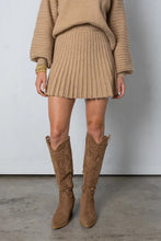 Load image into Gallery viewer, Bailey - Elegante Geplooide trui en rok