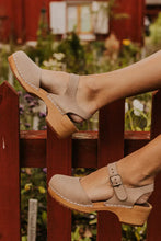 Load image into Gallery viewer, Wynona - Stylische Clogs für Damen