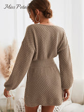Load image into Gallery viewer, HoneyKnit - Braunes Pulloverkleid mit Wabenmuster