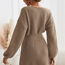 Load image into Gallery viewer, CozyKnit - Elegantes Kleid aus Wolle