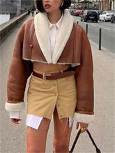 Load image into Gallery viewer, Zephora: Kunstpelzkragen-Herbstjacke