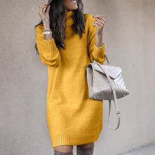 Load image into Gallery viewer, WarmTurtle - Warmes knielanges Strickkleid