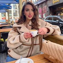 Load image into Gallery viewer, Aeris: Glitzer-Pailletten-Herbstjacke