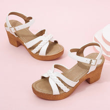 Load image into Gallery viewer, StrapStyle - Knöchelriemen Chunky Heels