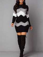 Load image into Gallery viewer, PrintSlim - Schlankes Bodycon-Kleid mit Druck