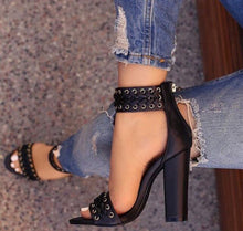 Load image into Gallery viewer, ZipperGlam - Plateau Peep Toe Sandalen