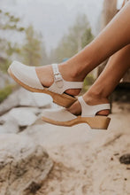 Load image into Gallery viewer, Wynona - Stylische Clogs für Damen