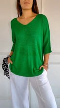 Load image into Gallery viewer, Bianca - Comfy Top met gebreide V-hals