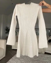 Load image into Gallery viewer, Bethany - Elegante Jurk Met Lange Mouwen