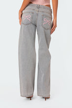 Load image into Gallery viewer, Gilda - Stylische Fliege Jeans
