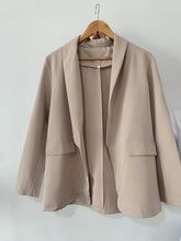 Load image into Gallery viewer, Giselle - Lässige Büro-Blazer