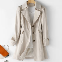Load image into Gallery viewer, Chamora - Eine modische Jacke für alle Gelegenheiten - FashionWOLF