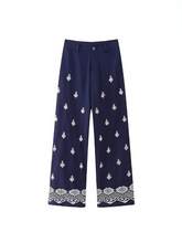 Load image into Gallery viewer, Birdie - geborduurde rechte vintage broek