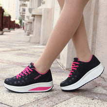 Load image into Gallery viewer, TerraWalk - Orthopädische Herbst-Turnschuhe mit Leder-Keil