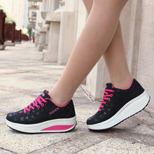 Load image into Gallery viewer, CozyStride - Bequeme orthopädische Herbstschuhe aus Leder