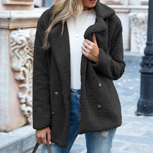 Load image into Gallery viewer, ButtonedFur - Taschen-Pelzjacke