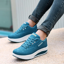 Load image into Gallery viewer, UrbanChic - Orthopädische Herbstschuhe in klobigem Design