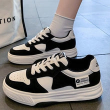 Load image into Gallery viewer, Trendo - Stylische Plateau Damen Herbst Sneaker