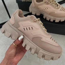 Load image into Gallery viewer, Breeza - Atmungsaktiver weißer Herbst Sneaker