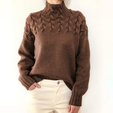 Load image into Gallery viewer, CozyChic - Strickpullover mit Zopfmuster