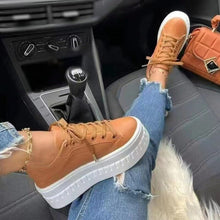 Load image into Gallery viewer, HeelFlex - Orthopädische Herbstschuhe mit klobigem Absatz