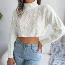 Load image into Gallery viewer, TwistCrop - Rollkragenpullover mit Cropped Knit