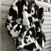 Load image into Gallery viewer, MilkCow - Teddy-Kunstfell-Jacke