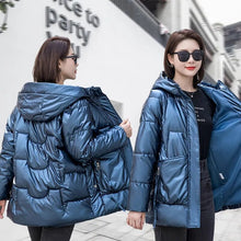 Load image into Gallery viewer, GlossyWarm - Einfarbige dicke Outwear mit Kapuze