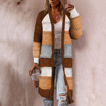 Load image into Gallery viewer, WinterCozy - Gestreifter Pullover Mantel