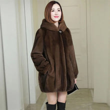 Load image into Gallery viewer, VelvetMink - Dicker Nerzmantel Koreanisch Lose