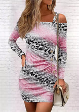 Load image into Gallery viewer, Leopard Gradient - Kleid mit kalten Schultern