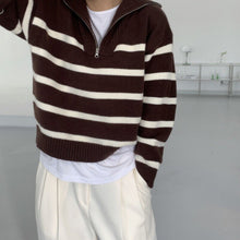 Load image into Gallery viewer, SenseZip - Schicker gestreifter Strickpullover