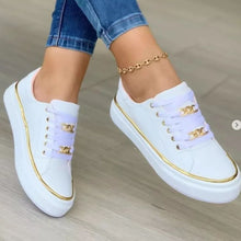 Load image into Gallery viewer, Chaina - Ketten-Detail Low-Top Herbst Sneaker