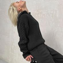 Load image into Gallery viewer, CozyHaven - Vintage Pullover mit Zopfmuster