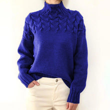 Load image into Gallery viewer, CozyChic - Strickpullover mit Zopfmuster