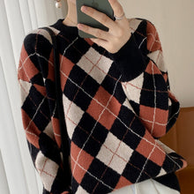 Load image into Gallery viewer, CashmereBliss - Thick O-Neck Pullover
