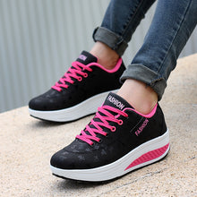 Load image into Gallery viewer, UrbanChic - Orthopädische Herbstschuhe in klobigem Design