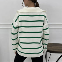 Load image into Gallery viewer, StripedTrui - Strickpullover mit Umlegekragen