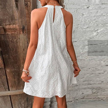 Load image into Gallery viewer, LaceChic - Ärmelloses hohles Minikleid mit Spitze