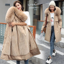 Load image into Gallery viewer, UrbanPuff - Langer koreanischer wattierter Wintermantel in lockerer Größe