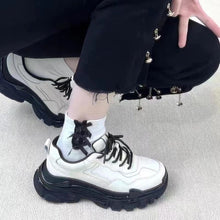 Load image into Gallery viewer, Wintero - Modischer schwarzer Herbst Sneaker