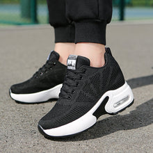 Load image into Gallery viewer, SoleBoost - Lässige orthopädische Herbstschuhe