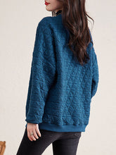 Load image into Gallery viewer, Gesteppt - Schicker warmer Strickmantel