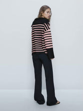 Load image into Gallery viewer, PopCollarZip - Gestreifter schicker Strickpullover