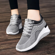 Load image into Gallery viewer, CozyFit - Damen Herbst Sneaker mit dicker Sohle