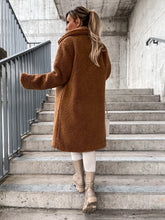 Load image into Gallery viewer, Luxe - Plüsch-Kunstpelz-Jacke