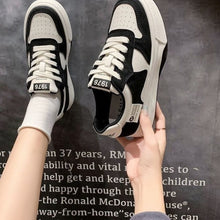Load image into Gallery viewer, Trendo - Stylische Plateau Damen Herbst Sneaker
