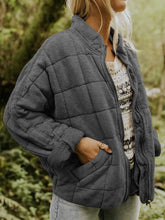 Load image into Gallery viewer, TrendyCoats - Varsity Vintage Mantelbraun
