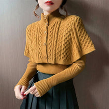 Load image into Gallery viewer, CapeChic - Strickstrickjacke mit Schal Pullover