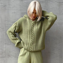 Load image into Gallery viewer, CozyHaven - Vintage Pullover mit Zopfmuster